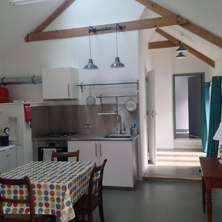 Rhiwiau Self Catering Villa คาร์มาเทน ภายนอก รูปภาพ